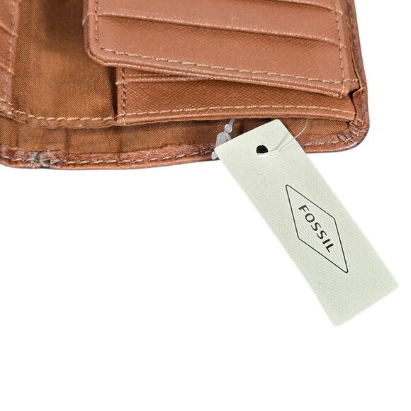 Fossil Wallet Womens Medium Brown Madison Multi Trifold Zip Coin SWL2230210 - Picture 6 of 10